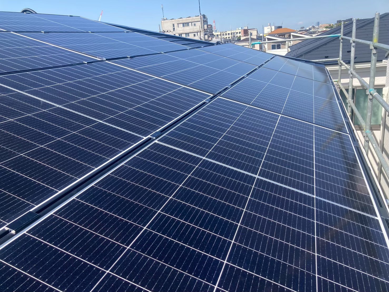 足立区の太陽光発電、無料相談承ります | 東京の太陽光設置ならSRN株式会社